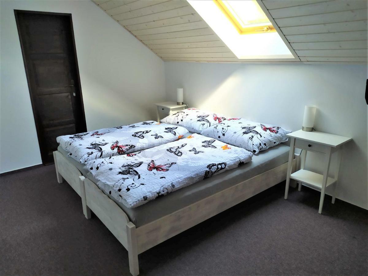 Statek Cesky Dvur Hotel Postupice Luaran gambar