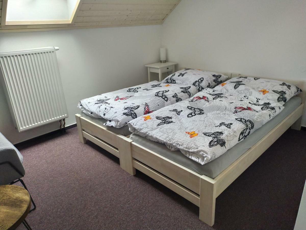 Statek Cesky Dvur Hotel Postupice Luaran gambar